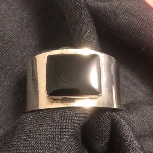 Artisan work. Thick sterling Silver. Perfect Onyx